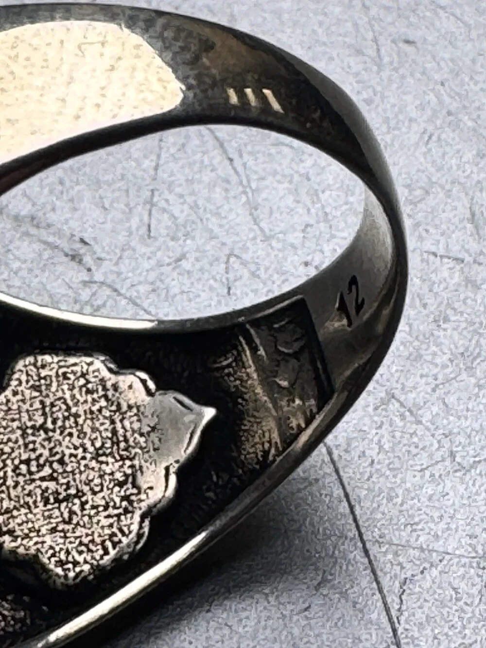 Vintage 1980s Sterling Silver Black Onyx Men's Ring Size 12 Heraldic Engraving